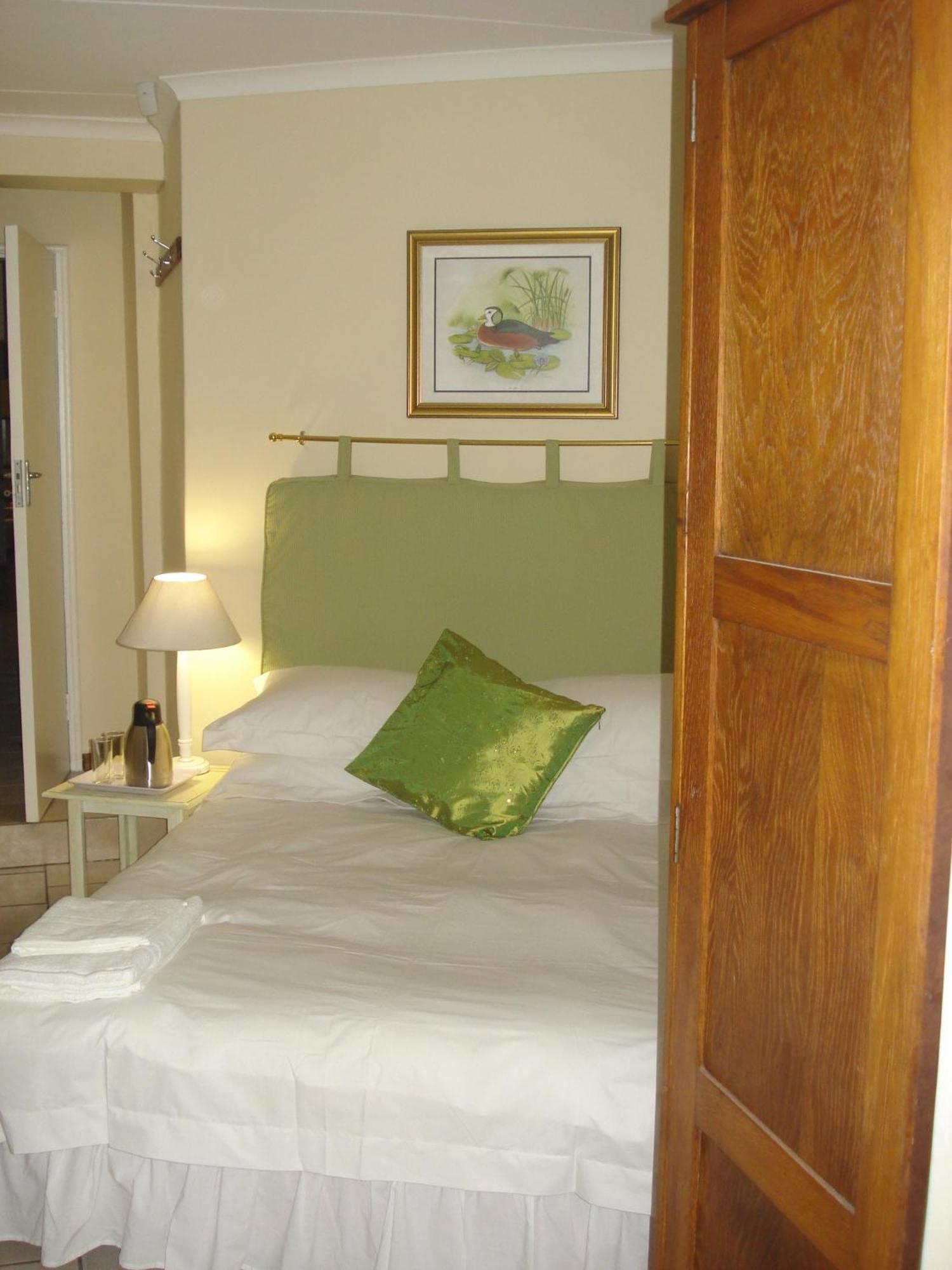 The Guest House พอนโกลา ภายนอก รูปภาพ
