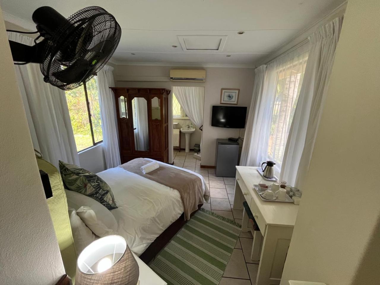 The Guest House พอนโกลา ภายนอก รูปภาพ
