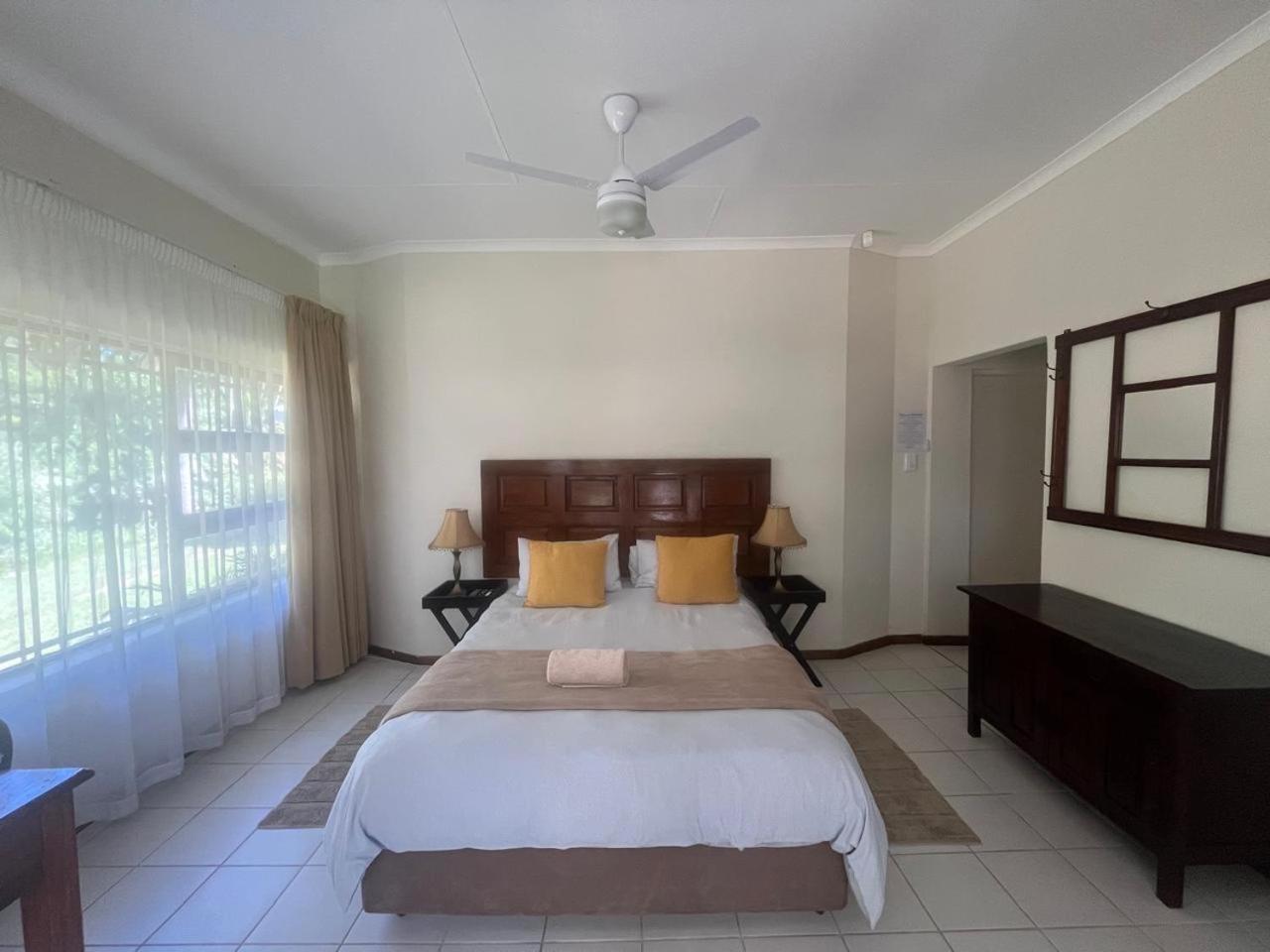 The Guest House พอนโกลา ภายนอก รูปภาพ