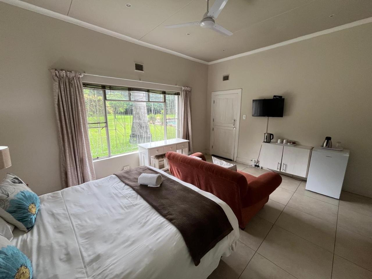 The Guest House พอนโกลา ภายนอก รูปภาพ